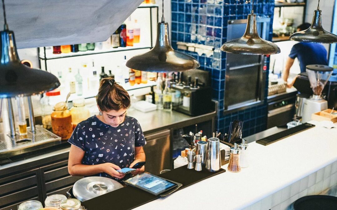 Restaurante não pode excluir frete e a taxa de comissão paga a aplicativo da base de cálculo do Simples Nacional