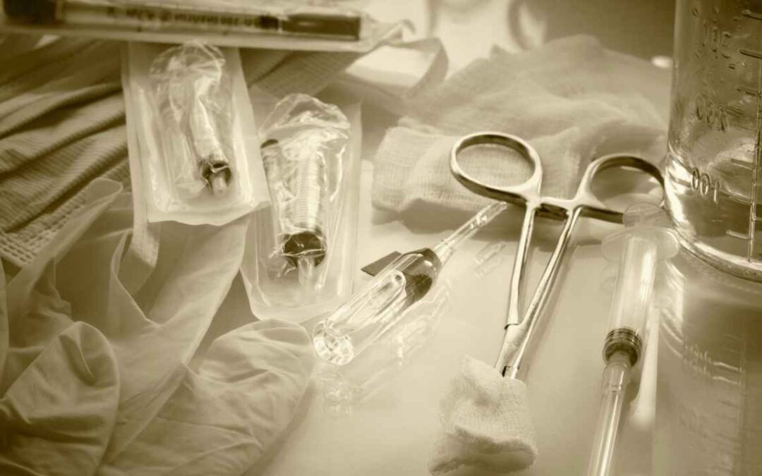 Venda de instrumentos e materiais para uso médico, cirúrgico, hospitalar e de laboratórios para a Administração Pública