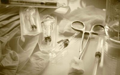 Venda de instrumentos e materiais para uso médico, cirúrgico, hospitalar e de laboratórios para a Administração Pública