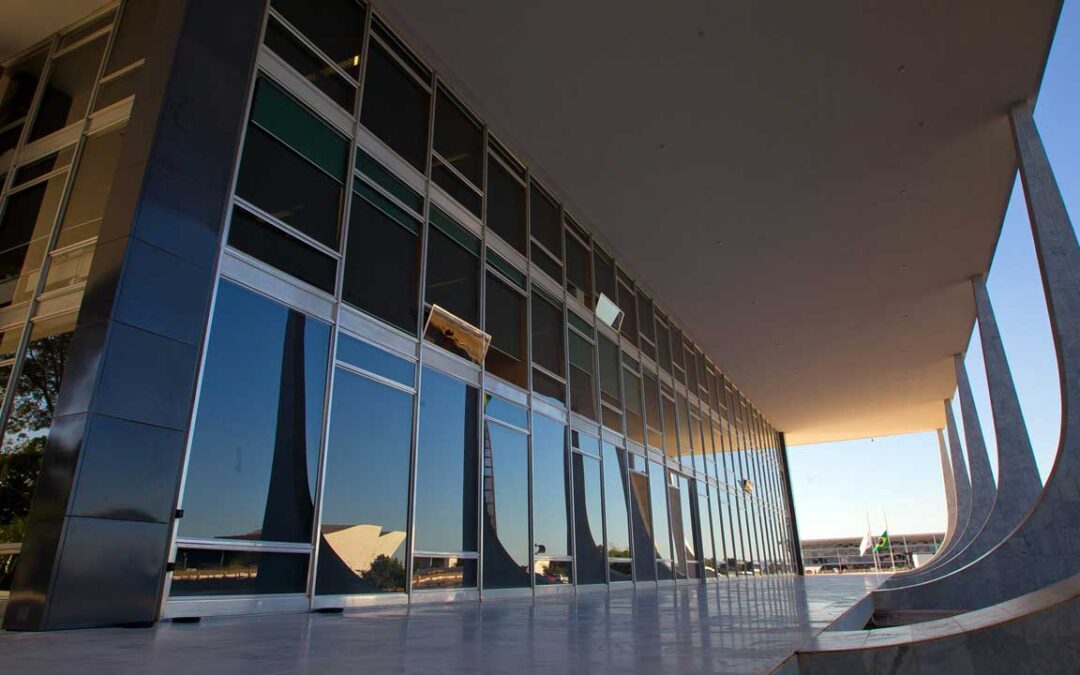 STF valida retirada de isenção a operações com petróleo na Zona Franca de Manaus