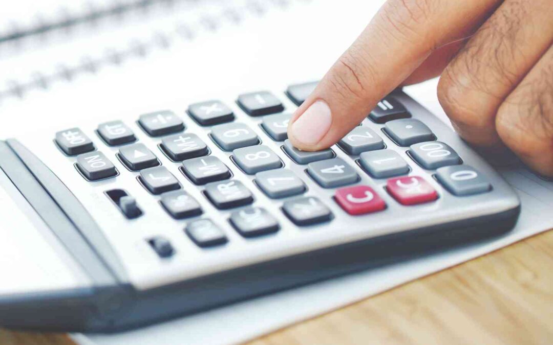 Não há insumos na atividade comercial