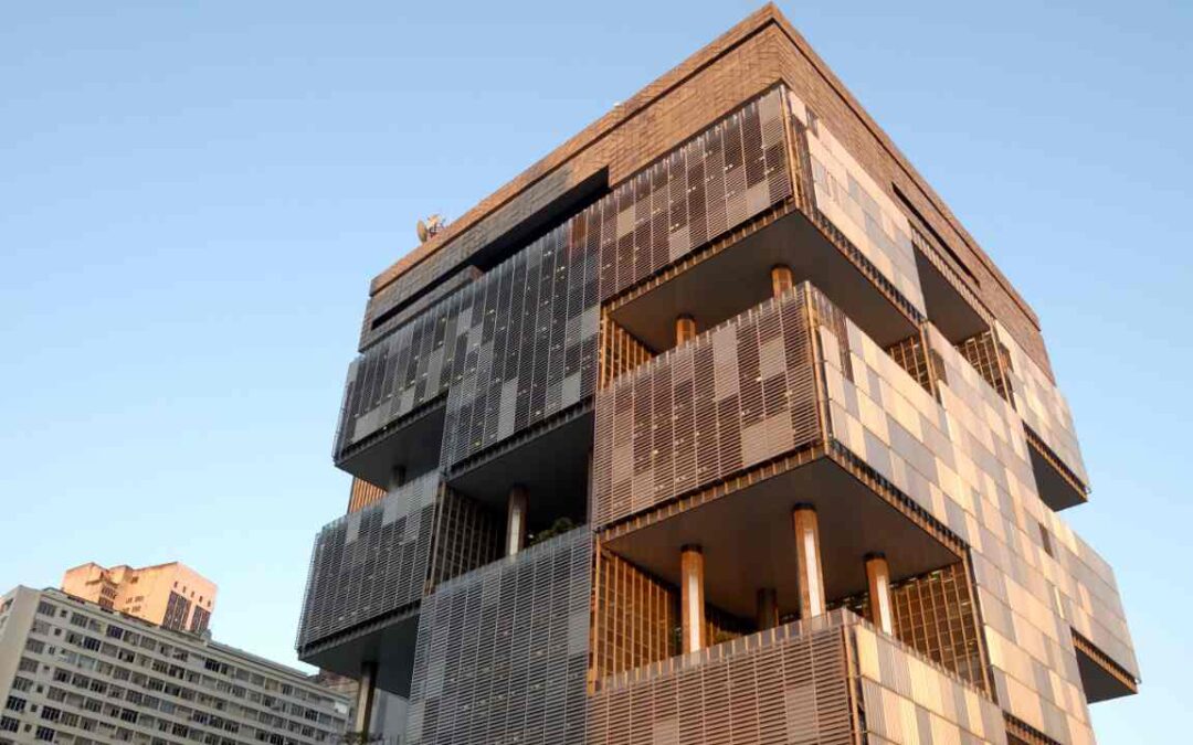 Nova presidente da Petrobras assumirá desafios do descomissionamento