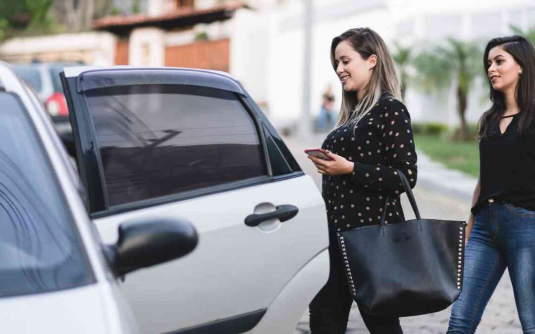 Despesa de transporte de empregado não é dedutível do IR do Titular de Cartório