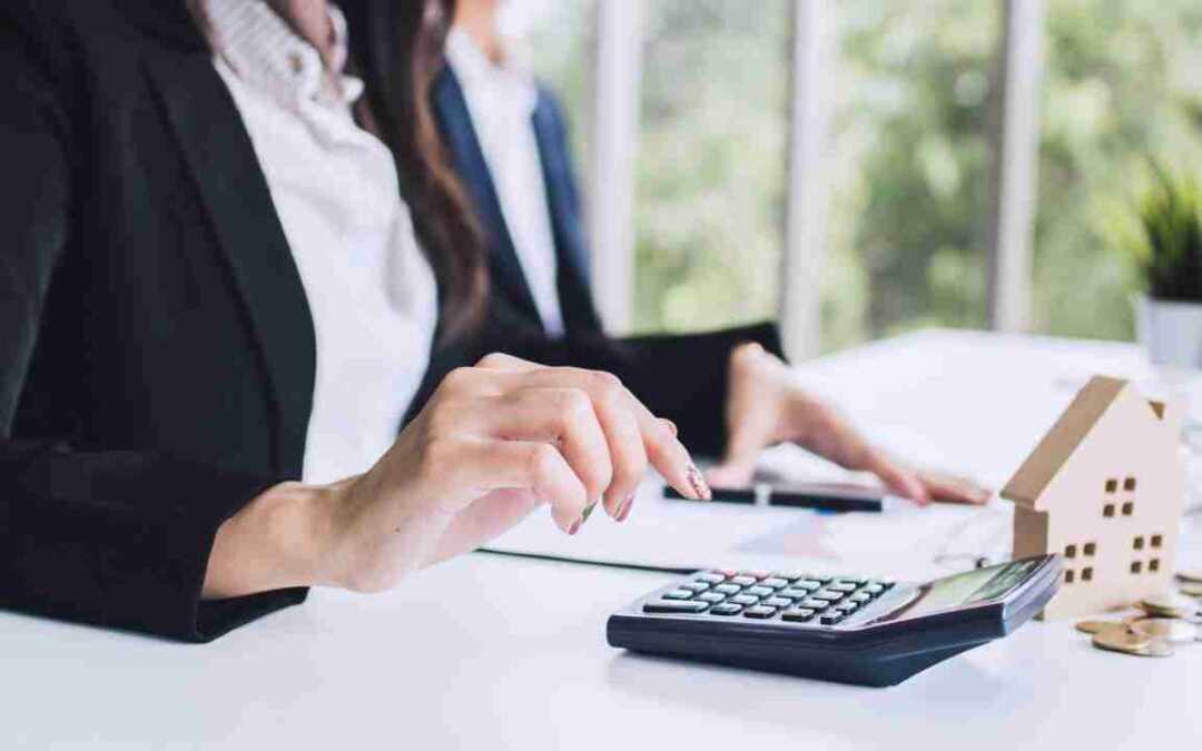 ISS no fornecimento de seguros